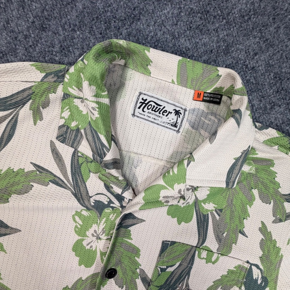 Howler Brothers Mens Medium Tan Green Floral Mesh Button Down Shirt 0984